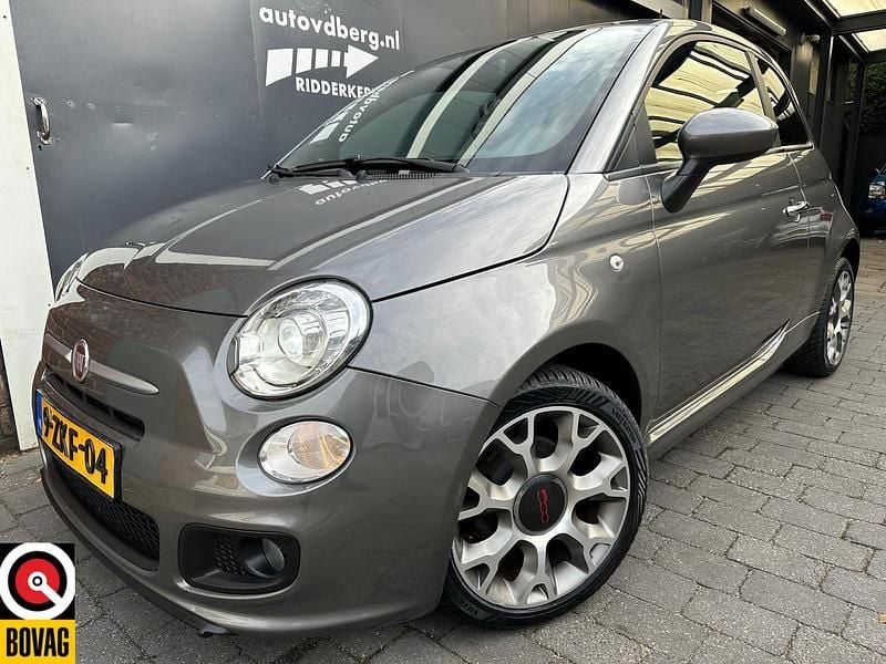 Grijs Gebruikt 2014 Fiat 500S Hatchback | € 5.850 (Eerlijke prijs) - Afbeelding 1/4