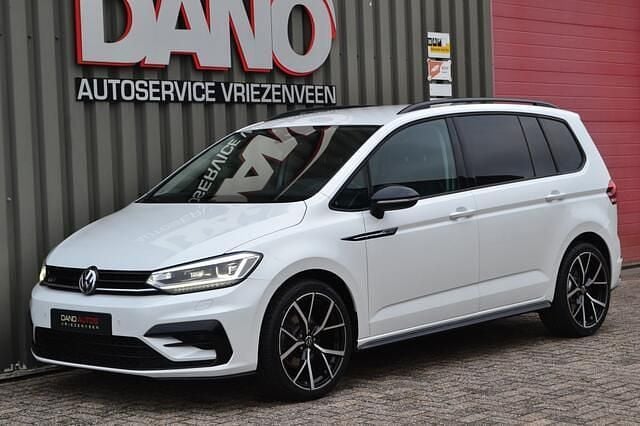 Occasion VW Touran R-line 180 PK (132 kW) 2018 Wit (metallic) MPV