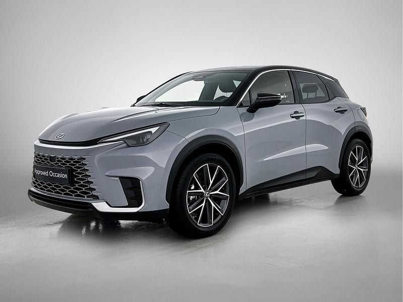 Grijs Gebruikt 2024 Lexus LBX SUV | € 36.745 (Goede deal) - Afbeelding 1/4