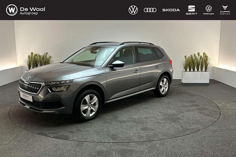 Graphite grey Gebruikt 2024 Skoda Kamiq Comfort SUV | € 21.895 (Eerlijke prijs) - Afbeelding 1/3
