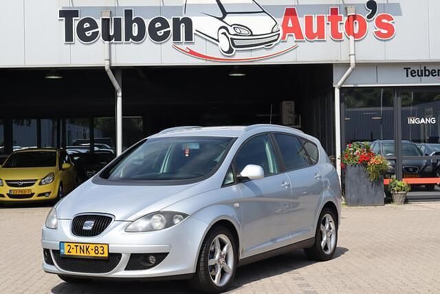 Grijs Gebruikt 2007 Seat Altea XL Sport MPV | € 1.985 (Eerlijke prijs) - Afbeelding 1/4