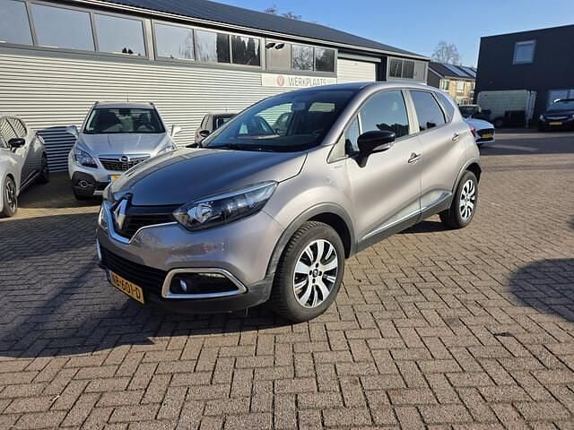 Grijs Occasion 2017 Renault Captur LIMITED SUV | € 9.950 (Goede deal) - Afbeelding 1/4