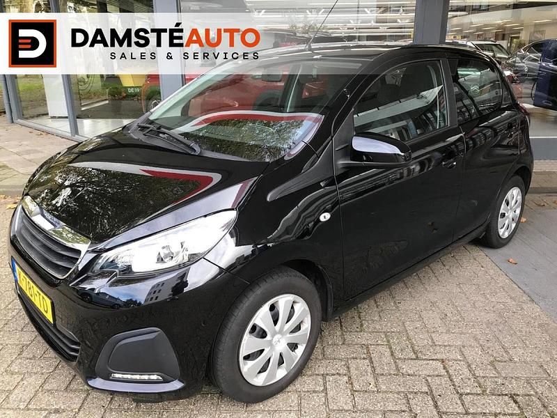 Zwart Gebruikt 2021 Peugeot 108 Active Hatchback | € 10.950 (Iets duurder) - Afbeelding 1/4