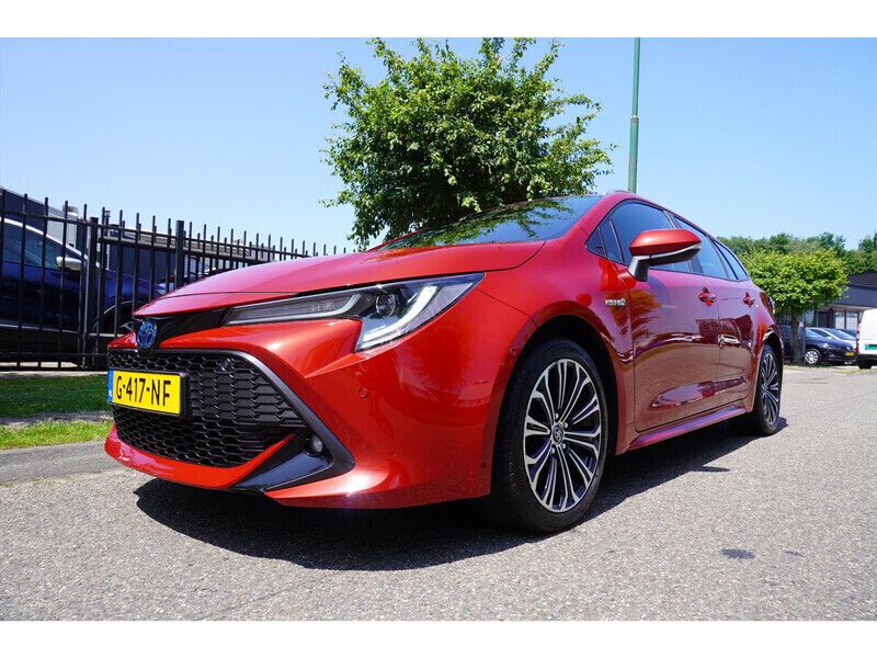 Rood Gebruikt 2019 Toyota Corolla Business Edition Stationwagen | € 19.945 (Eerlijke prijs) - Afbeelding 1/4