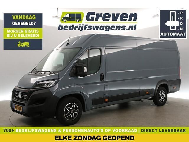 Grijs Gebruikt 2022 Fiat Ducato Van | € 28.400 - Afbeelding 1/4