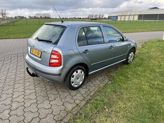 Occasion Skoda Fabia Comfort 75 PK (55 kW) 2002 Grijs Hatchback