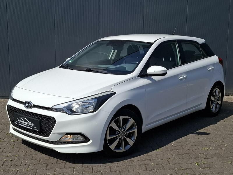 Wit Gebruikt 2015 Hyundai i20 Premium Hatchback | € 8.450 (Eerlijke prijs) - Afbeelding 1/4