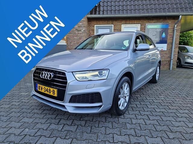 Grijs Occasion 2017 Audi Q3 S-Line SUV | € 19.950 (Eerlijke prijs) - Afbeelding 1/4