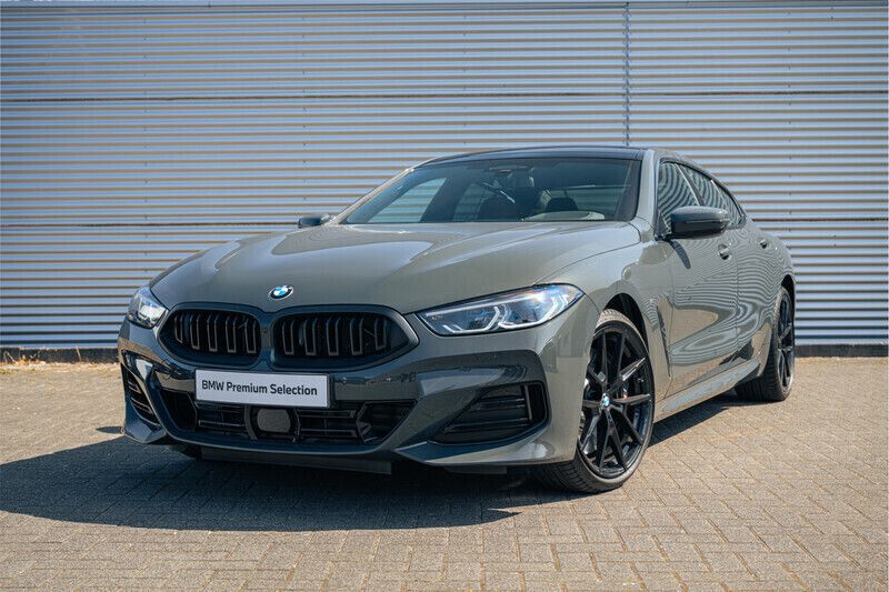 Grijs Nieuw 2024 BMW 840 Comfort Edition Coupé | € 117.450 (Duur) - Afbeelding 1/4