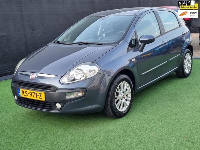 Blauw Gebruikt 2010 Fiat Punto Dynamic Hatchback | € 6.440 (Iets duurder) - Afbeelding 1/4