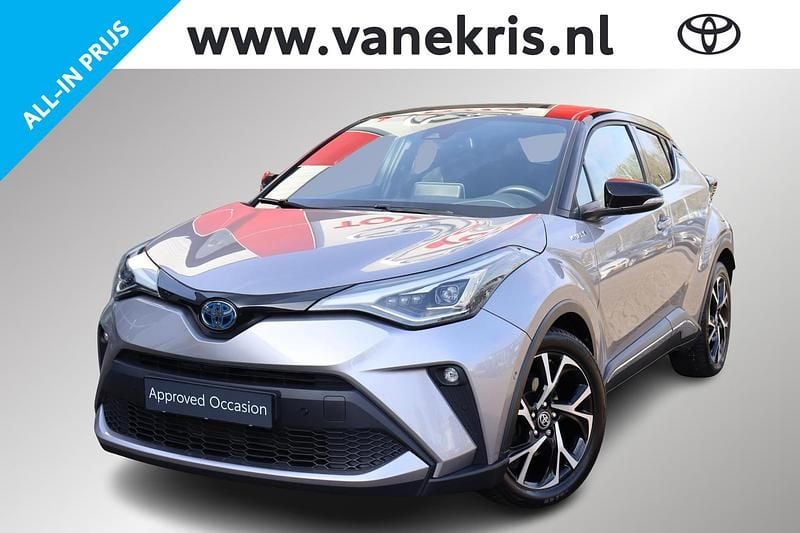 Grijs Gebruikt 2022 Toyota C-HR+ Style SUV | € 25.944 - Afbeelding 1/4