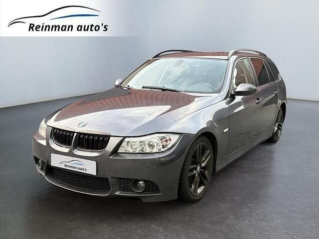 Grijs Gebruikt 2006 BMW 325 Executive Stationwagen | € 2.999 (Super prijs) - Afbeelding 1/4