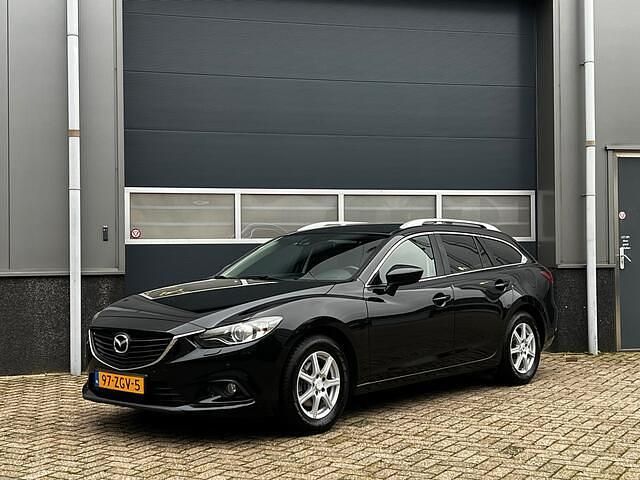 Zwart (metallic) Gebruikt 2012 Mazda 6 Stationwagen | € 7.950 (Eerlijke prijs) - Afbeelding 1/4