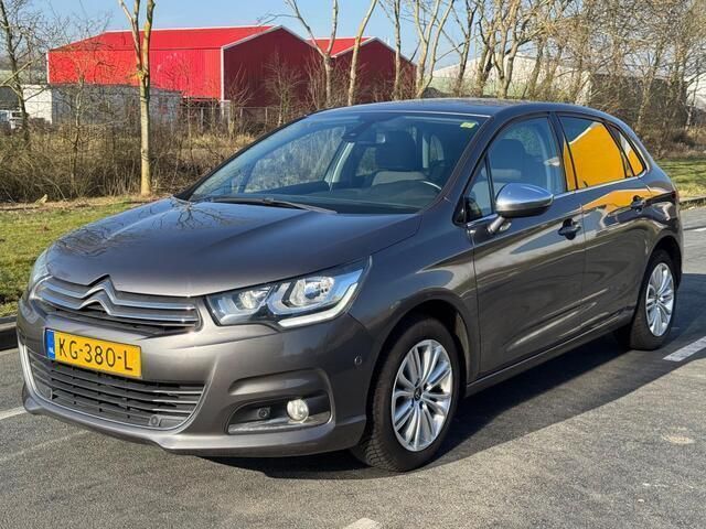 Grijs Gebruikt 2016 Citroën C4 Feel Hatchback | € 4.999 (Goede deal) - Afbeelding 1/4