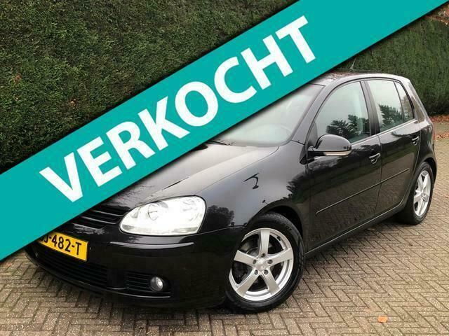 Zwart Gebruikt 2005 VW Golf IV Hatchback | € 3.750 (Iets duurder) - Afbeelding 1/4
