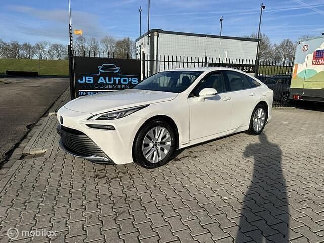 Overige Occasion 2021 Toyota Mirai Sedan | € 16.950 (Super prijs) - Afbeelding 1/4