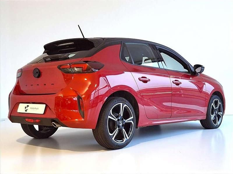 Occasion Opel Corsa 101 PK (74 kW) 2024 Rood Hatchback