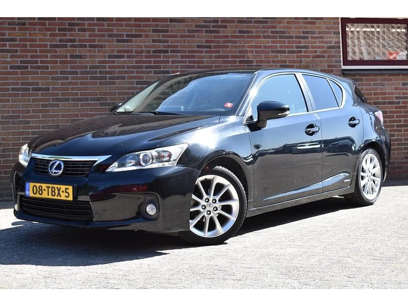 Zwart Gebruikt 2012 Lexus CT200h Business Edition Hatchback | € 7.949 (Eerlijke prijs) - Afbeelding 1/4