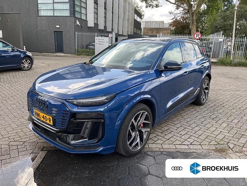 Blauw Gebruikt 2024 Audi SQ6 e-tron SUV | € 79.945 (Goede deal) - Afbeelding 1/4