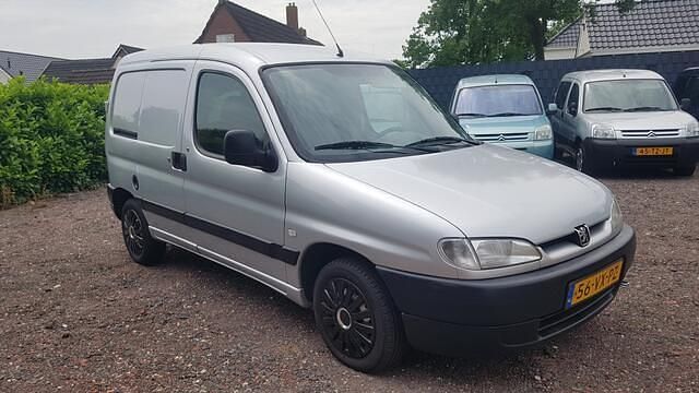Overige Occasion 2001 Peugeot Partner MPV | € 3.250 - Afbeelding 1/4