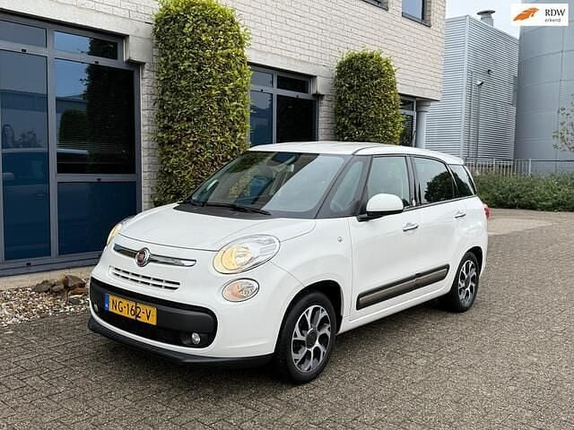 Wit Gebruikt 2017 Fiat 500L Living MPV | € 6.250 (Goede deal) - Afbeelding 1/4