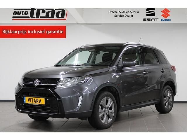 Grijs Occasion 2025 Suzuki Vitara SUV | € 28.950 (Eerlijke prijs) - Afbeelding 1/4