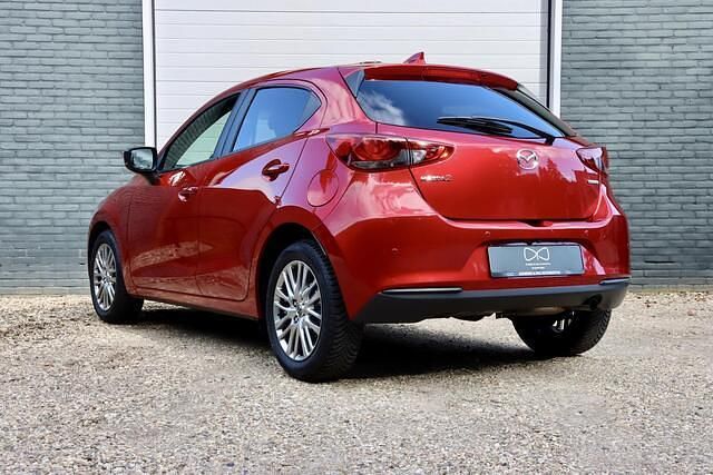 Occasion Mazda 2 Luxury 90 PK (66 kW) 2021 Rood Hatchback