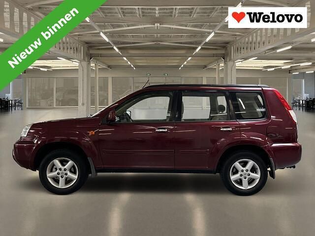Rood Gebruikt 2003 Nissan X-Trail SUV | € 1.750 - Afbeelding 1/4