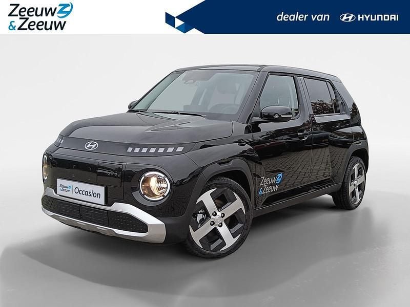 Donker zwart Nieuw 2025 Hyundai Inster Edition Hatchback | € 26.500 (Eerlijke prijs) - Afbeelding 1/4