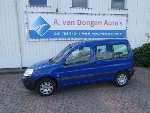 Blauw, andere lak Gebruikt 2003 Peugeot Partner MPV | € 1.995 (Goede deal) - Afbeelding 1/4