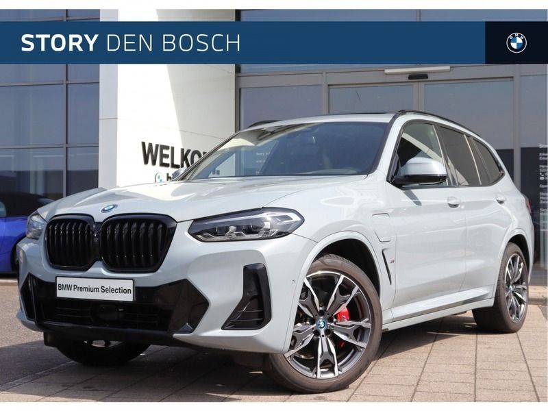 M brooklyn grau (grijs metallic) Gebruikt 2024 BMW X3 Executive SUV | € 62.950 (Duur) - Afbeelding 1/4