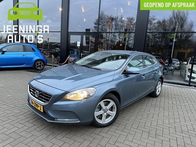 Occasion Volvo V40 Momentum 150 PK (110 kW) 2013 Blauw (metallic) Hatchback