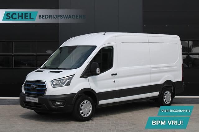 Wit Nieuw 2025 Ford E-Transit Trend Van | € 43.950 (Super prijs) - Afbeelding 1/4