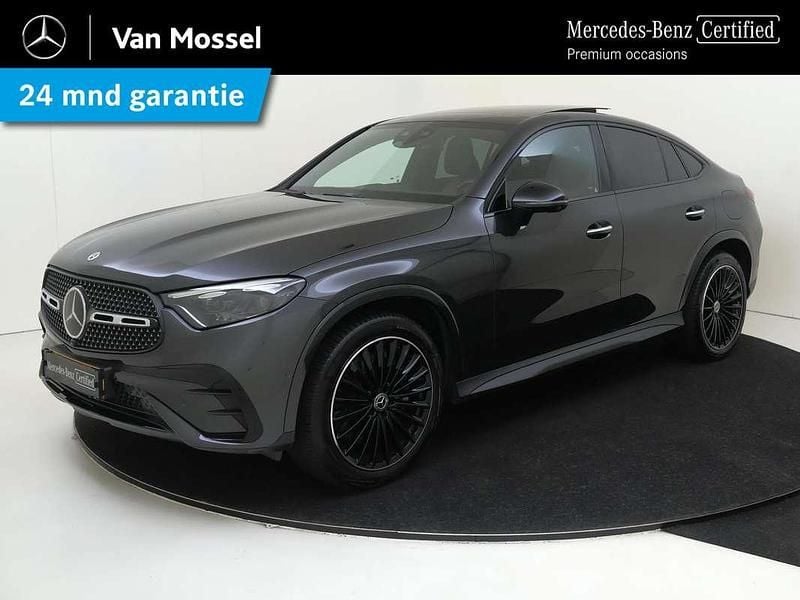 Grijs Occasion 2024 Mercedes GLC300e AMG line Coupé | € 73.945 (Eerlijke prijs) - Afbeelding 1/4