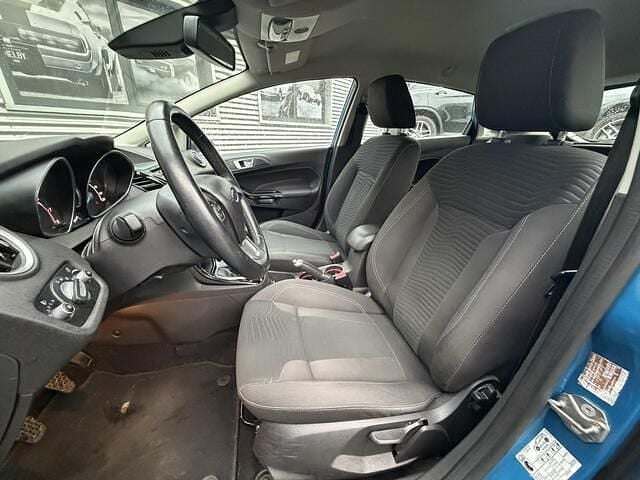 Occasion Ford Fiesta Titanium 101 PK (74 kW) 2013 Blauw Hatchback