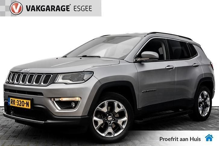 Grijs Occasion 2017 Jeep Compass Limited SUV | € 16.940 (Eerlijke prijs) - Afbeelding 1/4