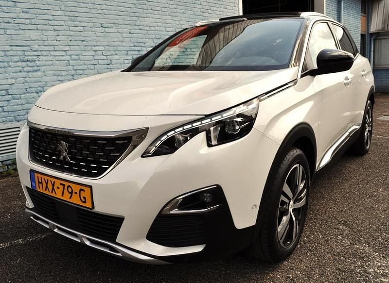 Wit Gebruikt 2020 Peugeot 3008 GT SUV | € 20.950 (Eerlijke prijs) - Afbeelding 1/4