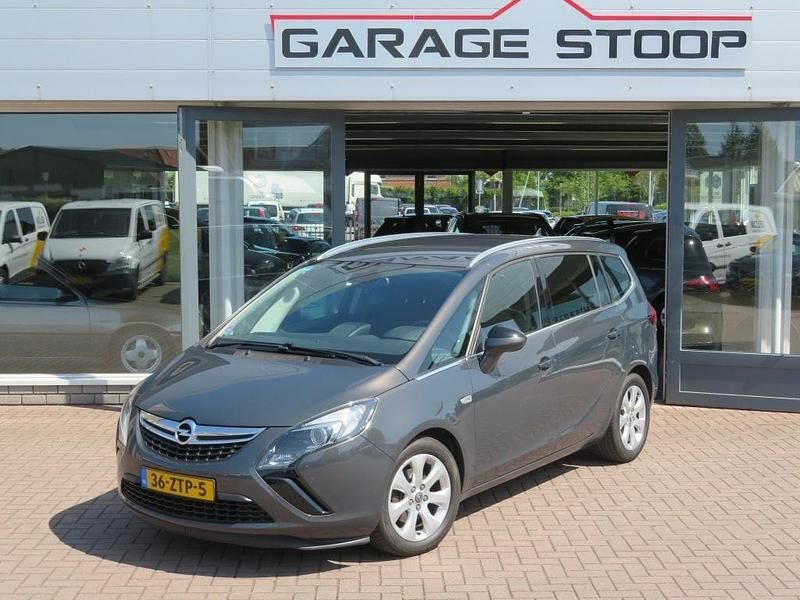 Grijs Gebruikt 2013 Opel Zafira Tourer MPV | € 6.500 - Afbeelding 1/4