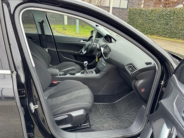 Occasion Peugeot 308 SW 120 PK (88 kW) 2015 Zwart (metallic) Stationwagen