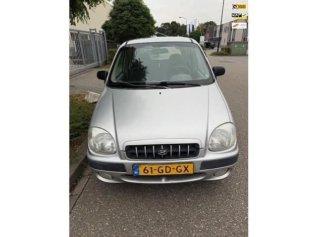 Grijs Gebruikt 2000 Hyundai Atos Hatchback | € 999 (Eerlijke prijs) - Afbeelding 1/4