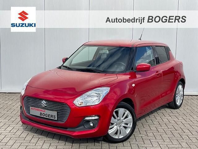 Rood Gebruikt 2019 Suzuki Swift Hatchback | € 14.340 (Eerlijke prijs) - Afbeelding 1/4