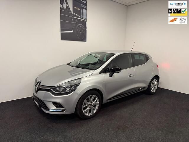 Grijs Gebruikt 2018 Renault Clio IV LIMITED Hatchback | € 7.750 (Eerlijke prijs) - Afbeelding 1/4