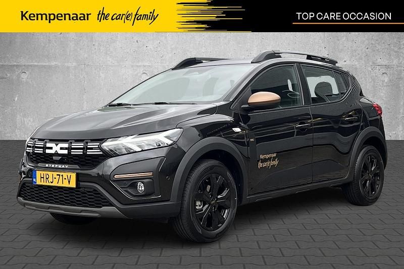 Zwart Occasion 2025 Dacia Sandero Extreme Hatchback | € 22.450 (Goede deal) - Afbeelding 1/4