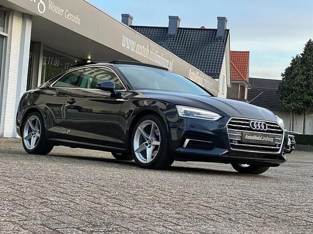 Zwart Gebruikt 2017 Audi A5 Design Coupé | € 26.990 (Eerlijke prijs) - Afbeelding 1/4