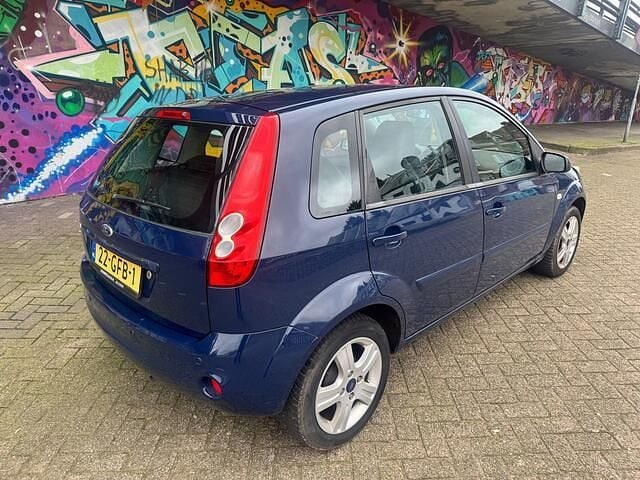 Occasion Ford Fiesta Futura 80 PK (58 kW) 2008 Blauw Hatchback