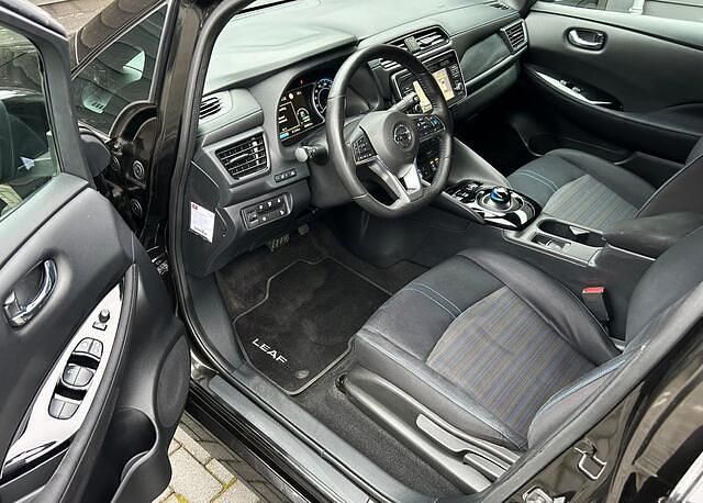 Occasion Nissan Leaf 110 kW (150 PK) 2018 Zwart (metallic) Hatchback