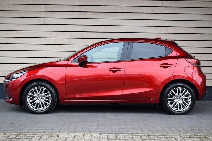 Occasion Mazda 2 Signature 90 PK (66 kW) 2020 Rood metallic Hatchback