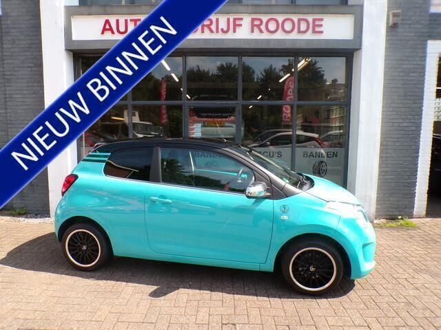 Blauw Gebruikt 2015 Citroën C1 PureTech Hatchback | € 6.950 (Eerlijke prijs) - Afbeelding 1/4