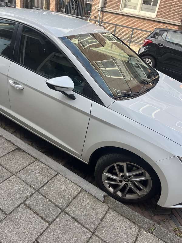 Wit Gebruikt 2013 Seat Leon Style Stationwagen | € 7.000 (Super prijs) - Afbeelding 1/4