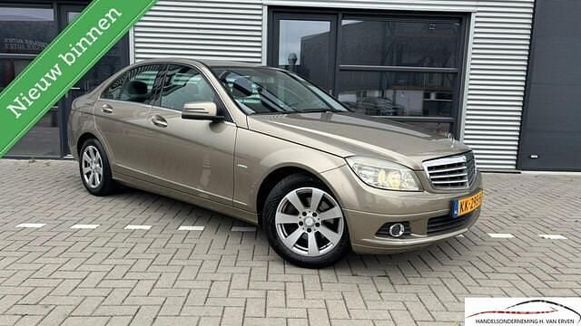 Bruin Gebruikt 2008 Mercedes C180 Business Sedan | € 4.900 (Super prijs) - Afbeelding 1/4